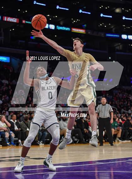 Thumbnail 2 in Sierra Canyon vs. St. Vincent-St. Mary (The Chosen 1's Invitational) photogallery.