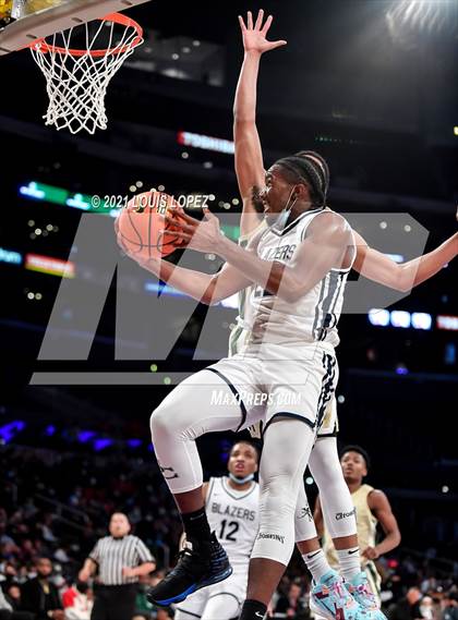 Thumbnail 3 in Sierra Canyon vs. St. Vincent-St. Mary (The Chosen 1's Invitational) photogallery.