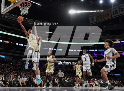 Thumbnail 1 in Sierra Canyon vs. St. Vincent-St. Mary (The Chosen 1's Invitational) photogallery.
