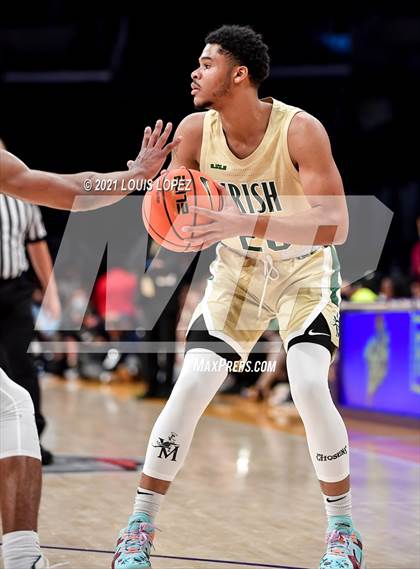 Thumbnail 2 in Sierra Canyon vs. St. Vincent-St. Mary (The Chosen 1's Invitational) photogallery.