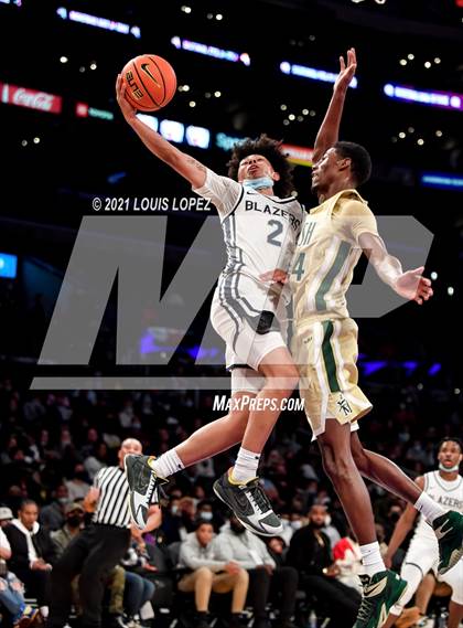 Thumbnail 1 in Sierra Canyon vs. St. Vincent-St. Mary (The Chosen 1's Invitational) photogallery.