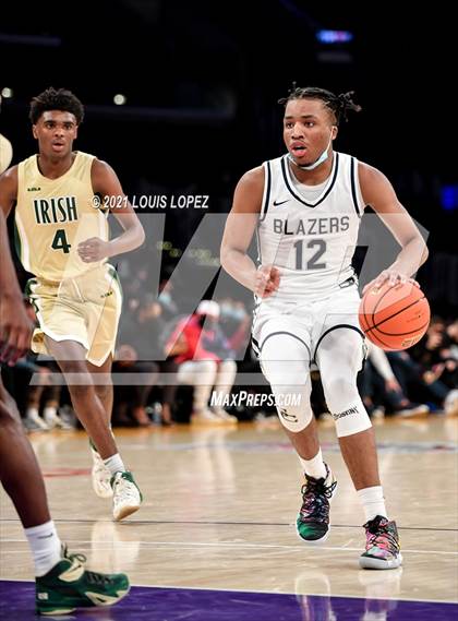 Thumbnail 2 in Sierra Canyon vs. St. Vincent-St. Mary (The Chosen 1's Invitational) photogallery.