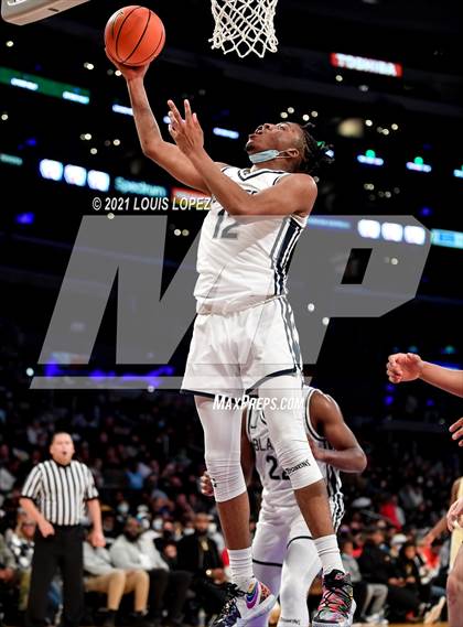 Thumbnail 1 in Sierra Canyon vs. St. Vincent-St. Mary (The Chosen 1's Invitational) photogallery.