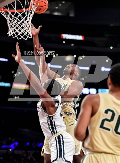 Thumbnail 1 in Sierra Canyon vs. St. Vincent-St. Mary (The Chosen 1's Invitational) photogallery.