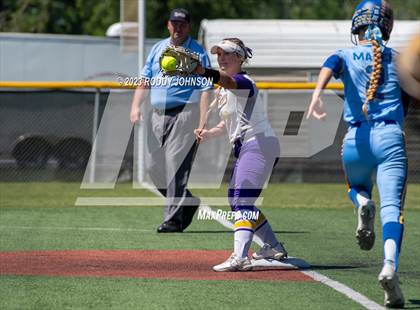 Thumbnail 2 in Sam Houston vs. Live Oak (LHSAA Division 1 Non-Select Semi Final) photogallery.