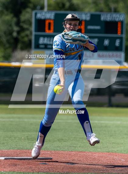 Thumbnail 3 in Sam Houston vs. Live Oak (LHSAA Division 1 Non-Select Semi Final) photogallery.