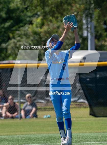 Thumbnail 2 in Sam Houston vs. Live Oak (LHSAA Division 1 Non-Select Semi Final) photogallery.