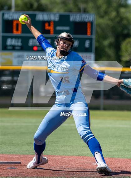 Thumbnail 1 in Sam Houston vs. Live Oak (LHSAA Division 1 Non-Select Semi Final) photogallery.