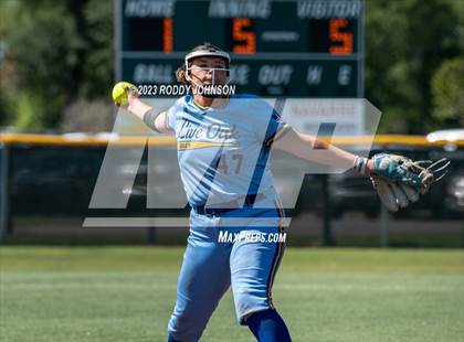 Thumbnail 1 in Sam Houston vs. Live Oak (LHSAA Division 1 Non-Select Semi Final) photogallery.