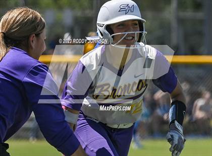 Thumbnail 2 in Sam Houston vs. Live Oak (LHSAA Division 1 Non-Select Semi Final) photogallery.