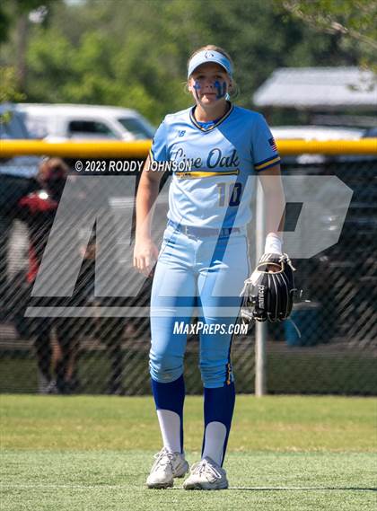Thumbnail 1 in Sam Houston vs. Live Oak (LHSAA Division 1 Non-Select Semi Final) photogallery.