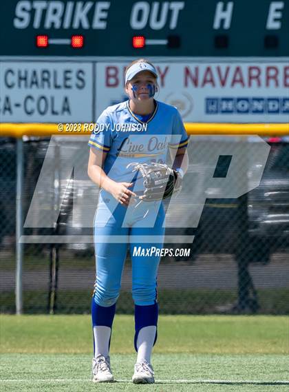 Thumbnail 1 in Sam Houston vs. Live Oak (LHSAA Division 1 Non-Select Semi Final) photogallery.