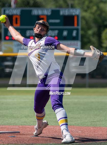 Thumbnail 1 in Sam Houston vs. Live Oak (LHSAA Division 1 Non-Select Semi Final) photogallery.