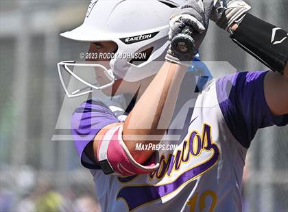 Thumbnail 1 in Sam Houston vs. Live Oak (LHSAA Division 1 Non-Select Semi Final) photogallery.