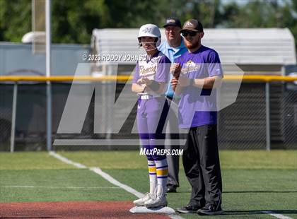 Thumbnail 3 in Sam Houston vs. Live Oak (LHSAA Division 1 Non-Select Semi Final) photogallery.