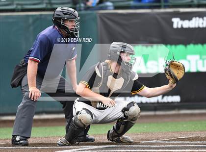 Thumbnail 2 in De La Salle @ St. Laurence (IHSA 3A Super-Sectional) photogallery.