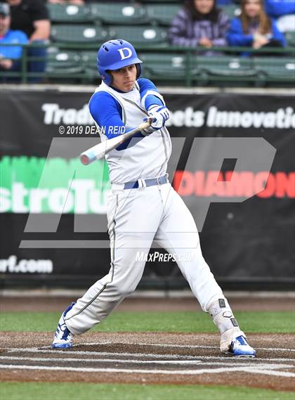 Thumbnail 3 in De La Salle @ St. Laurence (IHSA 3A Super-Sectional) photogallery.