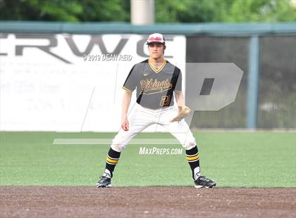 Thumbnail 3 in De La Salle @ St. Laurence (IHSA 3A Super-Sectional) photogallery.