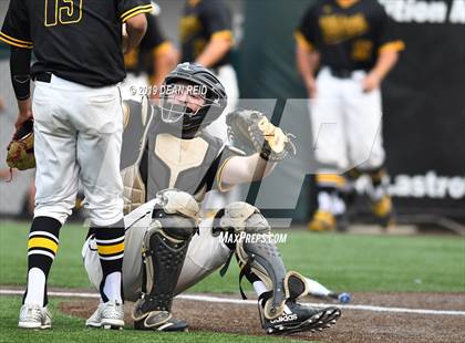 Thumbnail 1 in De La Salle @ St. Laurence (IHSA 3A Super-Sectional) photogallery.