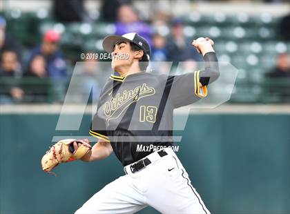 Thumbnail 1 in De La Salle @ St. Laurence (IHSA 3A Super-Sectional) photogallery.