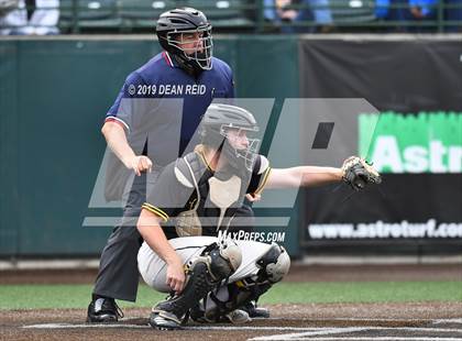 Thumbnail 2 in De La Salle @ St. Laurence (IHSA 3A Super-Sectional) photogallery.