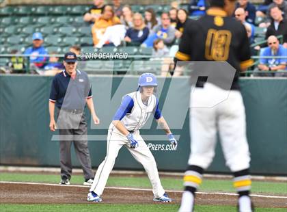 Thumbnail 2 in De La Salle @ St. Laurence (IHSA 3A Super-Sectional) photogallery.