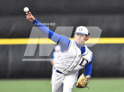 Thumbnail 2 in De La Salle @ St. Laurence (IHSA 3A Super-Sectional) photogallery.