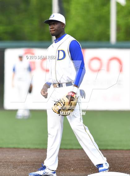 Thumbnail 1 in De La Salle @ St. Laurence (IHSA 3A Super-Sectional) photogallery.