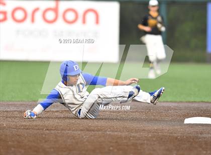 Thumbnail 2 in De La Salle @ St. Laurence (IHSA 3A Super-Sectional) photogallery.