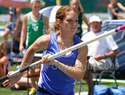 Thumbnail 3 in CIF SS Division Championships (Girls Pole Vault Final) photogallery.
