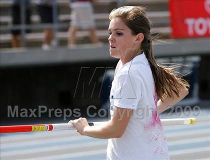 Thumbnail 1 in CIF SS Division Championships (Girls Pole Vault Final) photogallery.