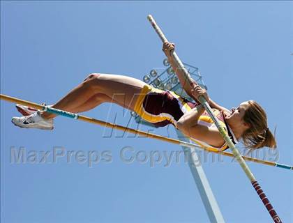 Thumbnail 2 in CIF SS Division Championships (Girls Pole Vault Final) photogallery.