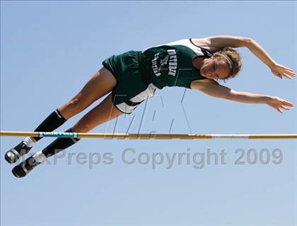 Thumbnail 2 in CIF SS Division Championships (Girls Pole Vault Final) photogallery.