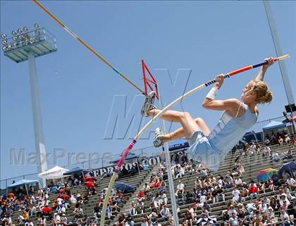 Thumbnail 2 in CIF SS Division Championships (Girls Pole Vault Final) photogallery.
