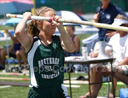 Thumbnail 2 in CIF SS Division Championships (Girls Pole Vault Final) photogallery.