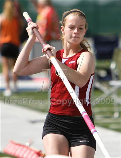 Thumbnail 1 in CIF SS Division Championships (Girls Pole Vault Final) photogallery.