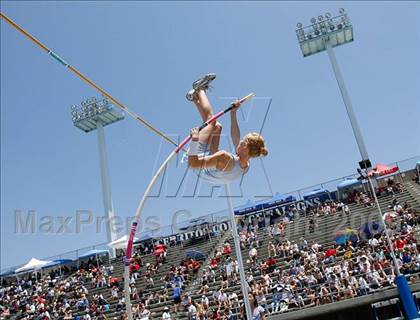 Thumbnail 2 in CIF SS Division Championships (Girls Pole Vault Final) photogallery.