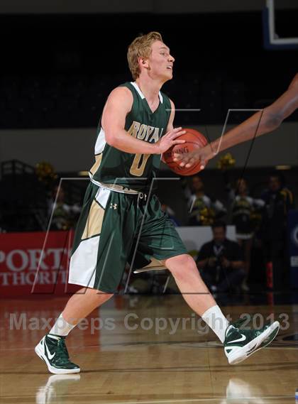 Thumbnail 3 in Royal vs. Tustin (CIF SS D3AAA Final) photogallery.