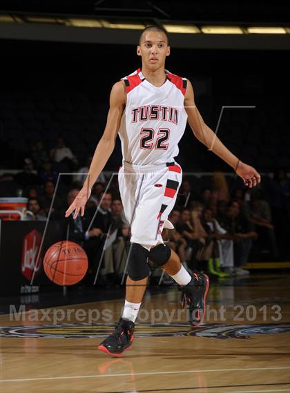 Thumbnail 1 in Royal vs. Tustin (CIF SS D3AAA Final) photogallery.