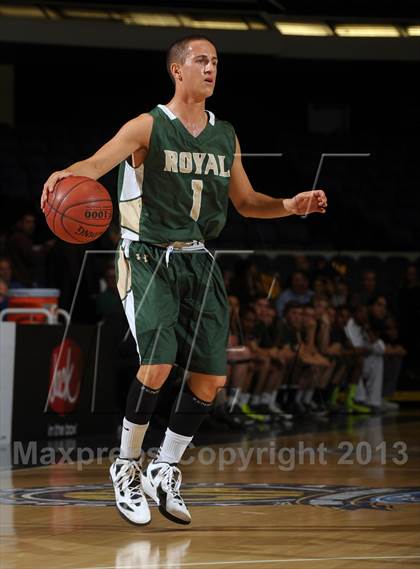 Thumbnail 3 in Royal vs. Tustin (CIF SS D3AAA Final) photogallery.