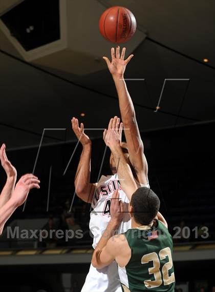 Thumbnail 3 in Royal vs. Tustin (CIF SS D3AAA Final) photogallery.