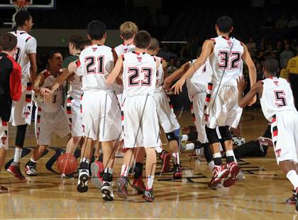 Thumbnail 1 in Royal vs. Tustin (CIF SS D3AAA Final) photogallery.