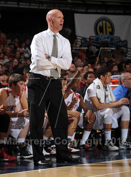 Thumbnail 1 in Royal vs. Tustin (CIF SS D3AAA Final) photogallery.