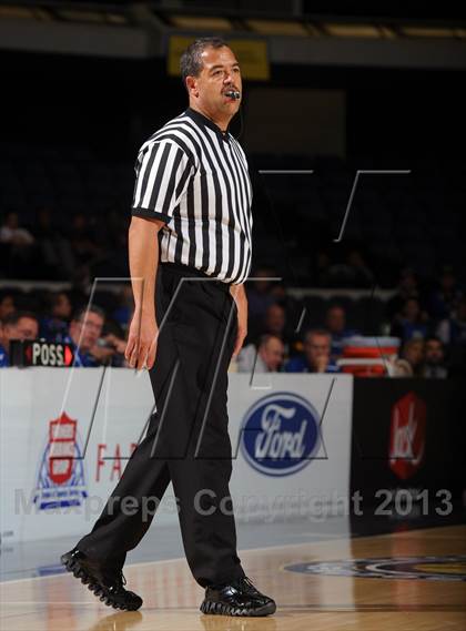 Thumbnail 3 in Royal vs. Tustin (CIF SS D3AAA Final) photogallery.