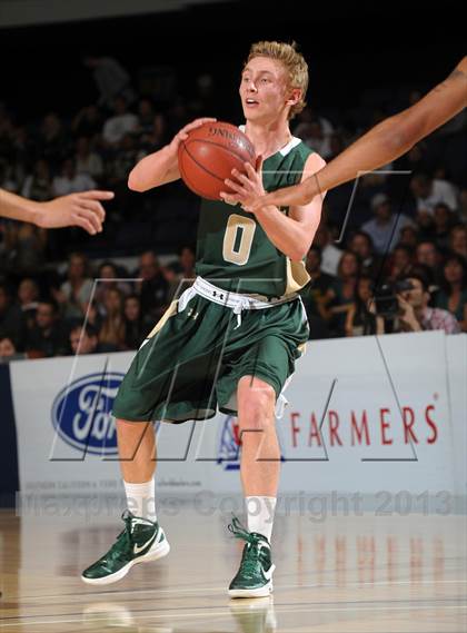 Thumbnail 2 in Royal vs. Tustin (CIF SS D3AAA Final) photogallery.