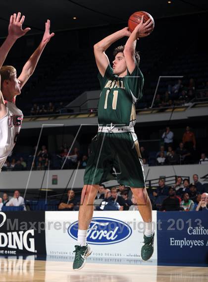 Thumbnail 1 in Royal vs. Tustin (CIF SS D3AAA Final) photogallery.