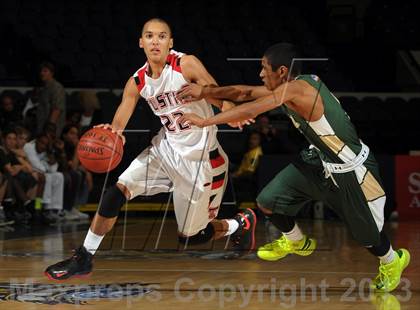 Thumbnail 3 in Royal vs. Tustin (CIF SS D3AAA Final) photogallery.