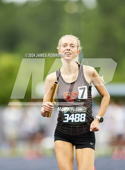 Thumbnail 3 in FHSAA 4A Finals (4 x 800 Meter) photogallery.