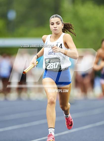 Thumbnail 2 in FHSAA 4A Finals (4 x 800 Meter) photogallery.