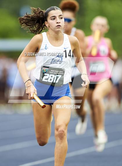 Thumbnail 3 in FHSAA 4A Finals (4 x 800 Meter) photogallery.